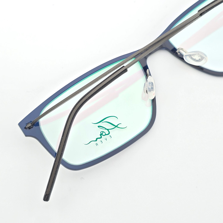 تصویر فریم عینک طبی مستطیلی ترکیب اولتم تیتانیوم ضد حساسیت برند فلاور رنگ سرمه ای